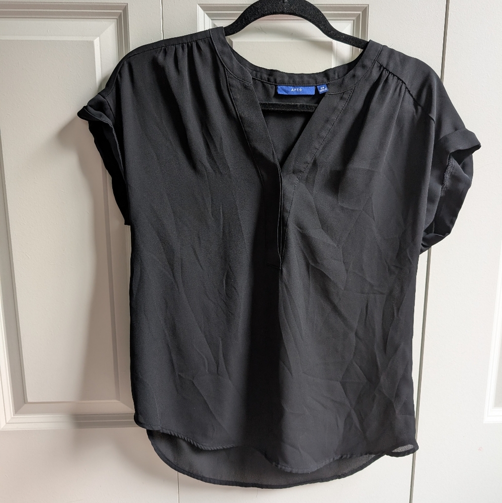 Apt. 9 Flowy Black Blouse